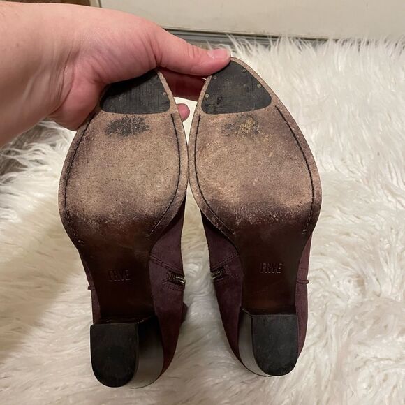 Frye Renee Seam Short Boot - Size 8 - Great Condition - Picture 6 of 11
